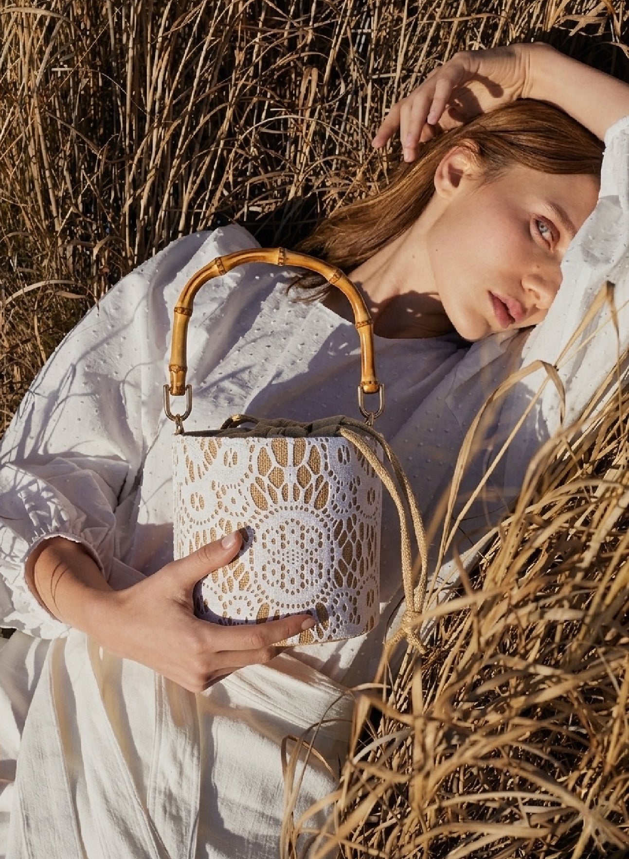 BEXX Lace Bucket Bag